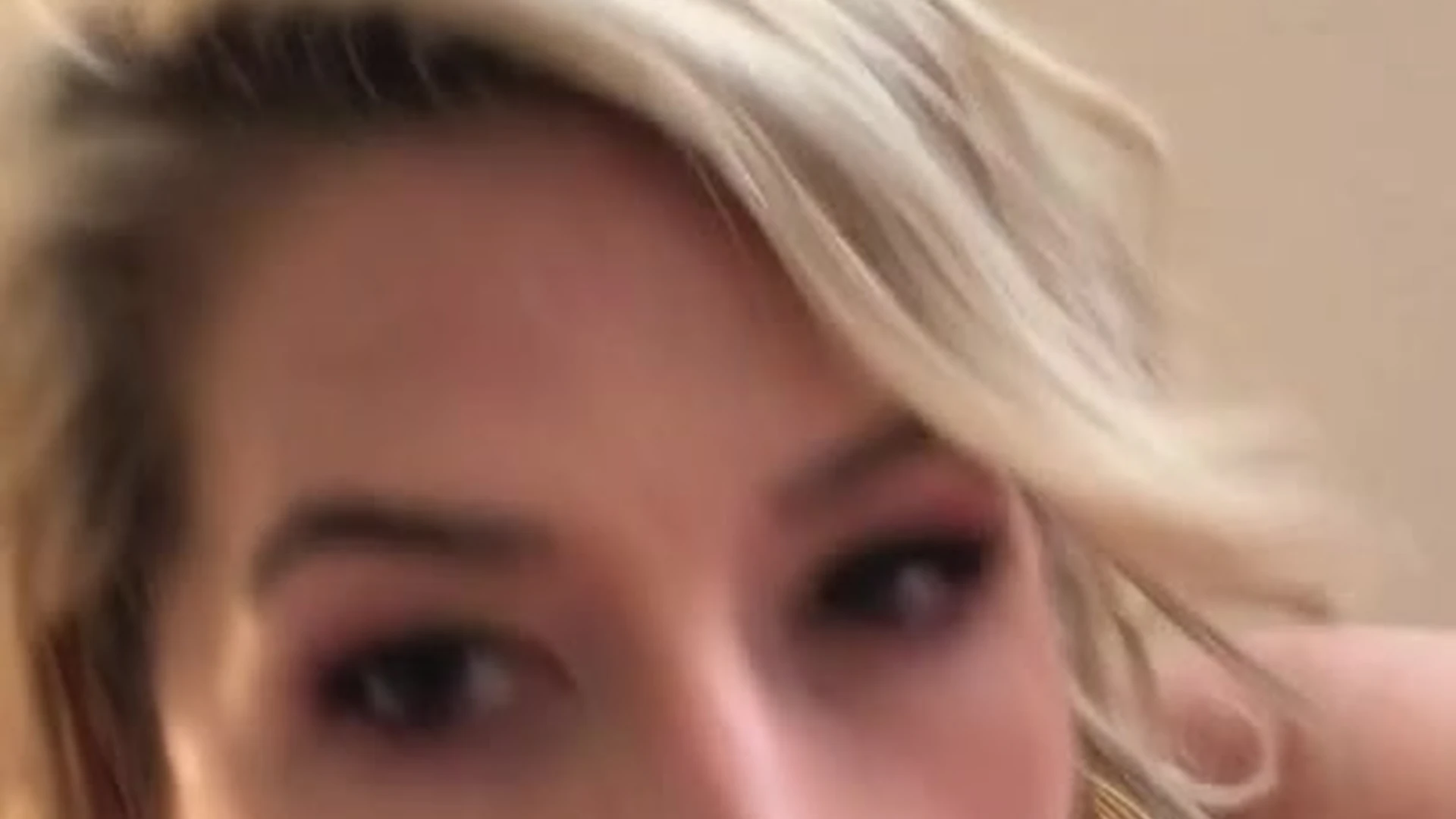 bad bitch Kit Mercer sucks a big cock video leak