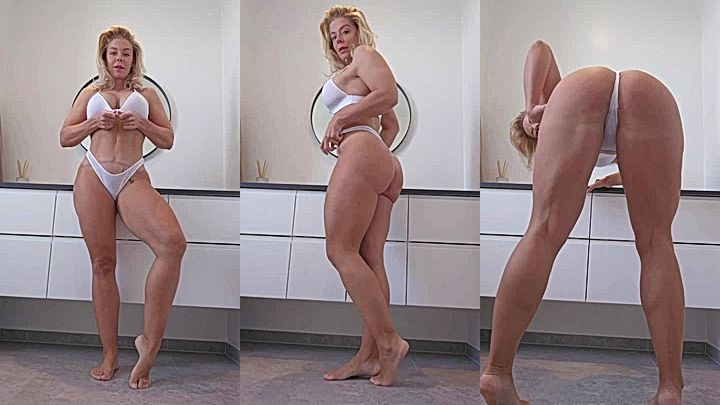 Missmiafit shows off her big ass and huge tits while she’s in her underwears