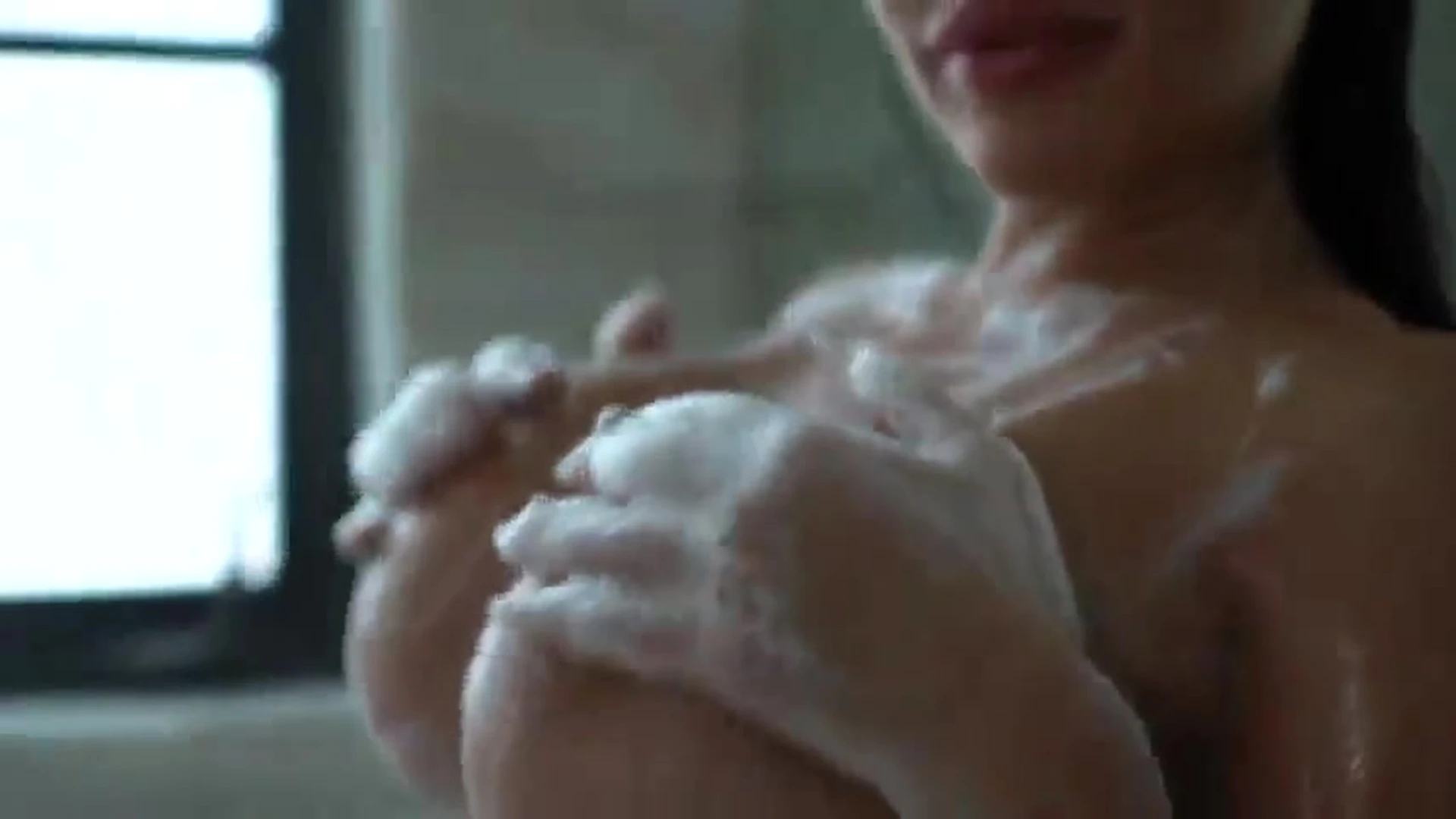 leaked video of sexy onlyfans model  Genesis Mia Lopez gets freaky in the shower