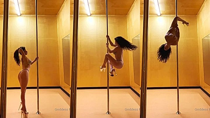 sexy slut Mama Fiona dancing on the pole onlyfans