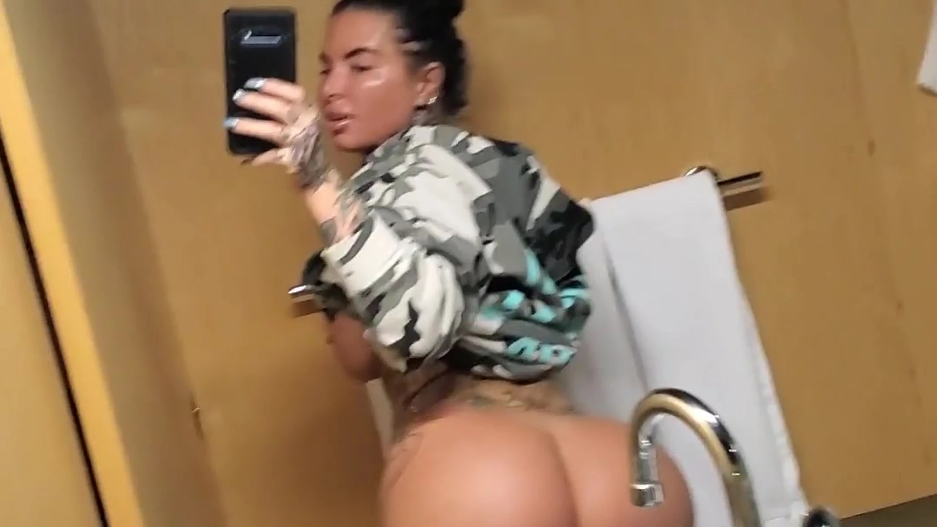 will chick Christy Mack recording her boobs and ass in the bathroom and touching her pussy