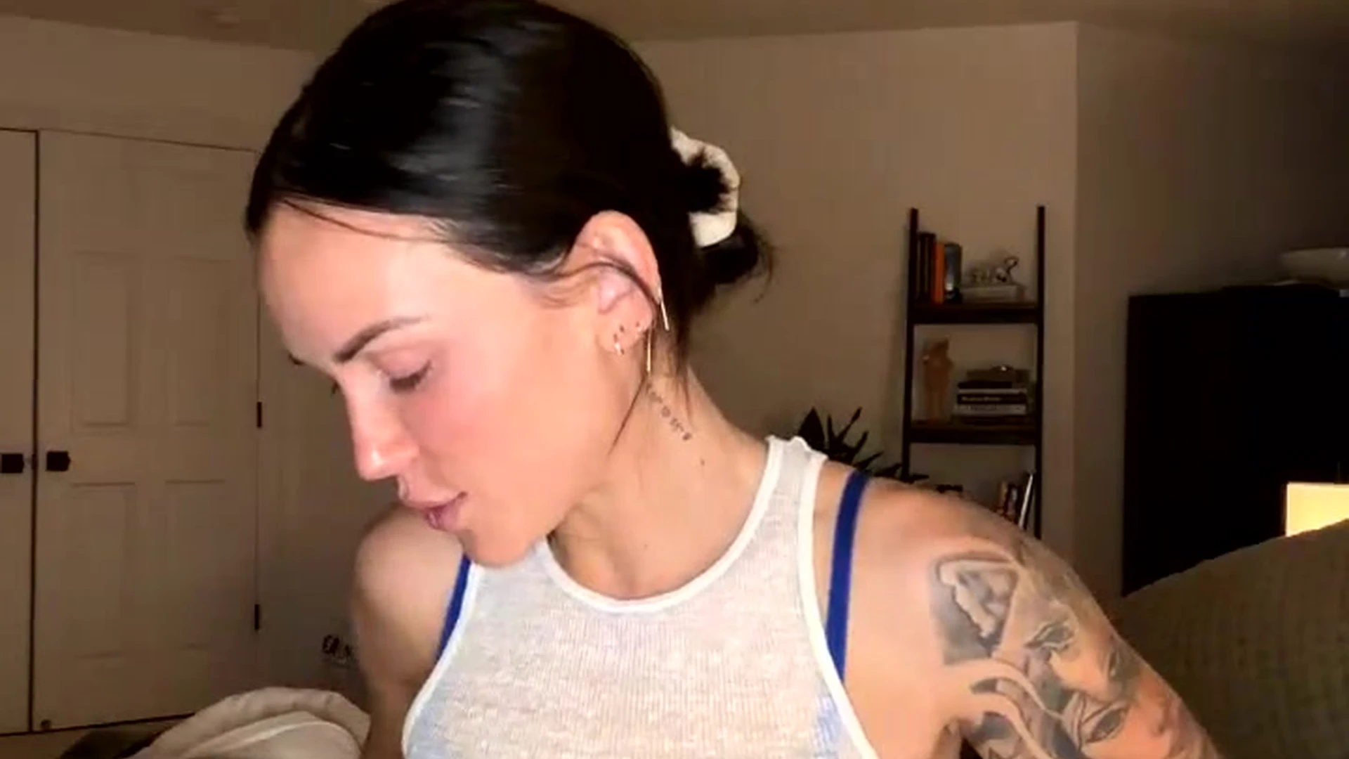 nasty diva Kayla Lauren on bed titty tease and moan soft leaked onlyfans